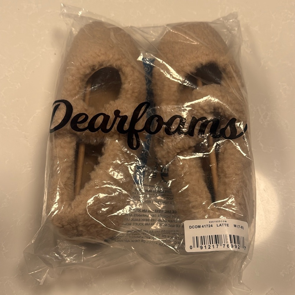 New Dearfoams Latte Mary Jane’s
